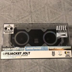 Altec Lansing Lifejacket Jolt Bluetooth Speaker.